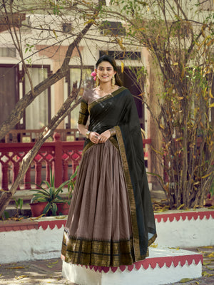 Color_Brown