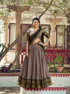 Color_Brown
