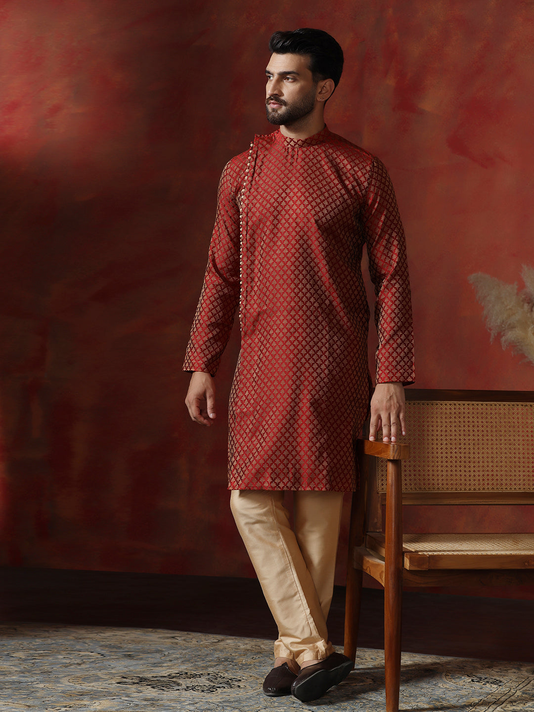Color_Maroon