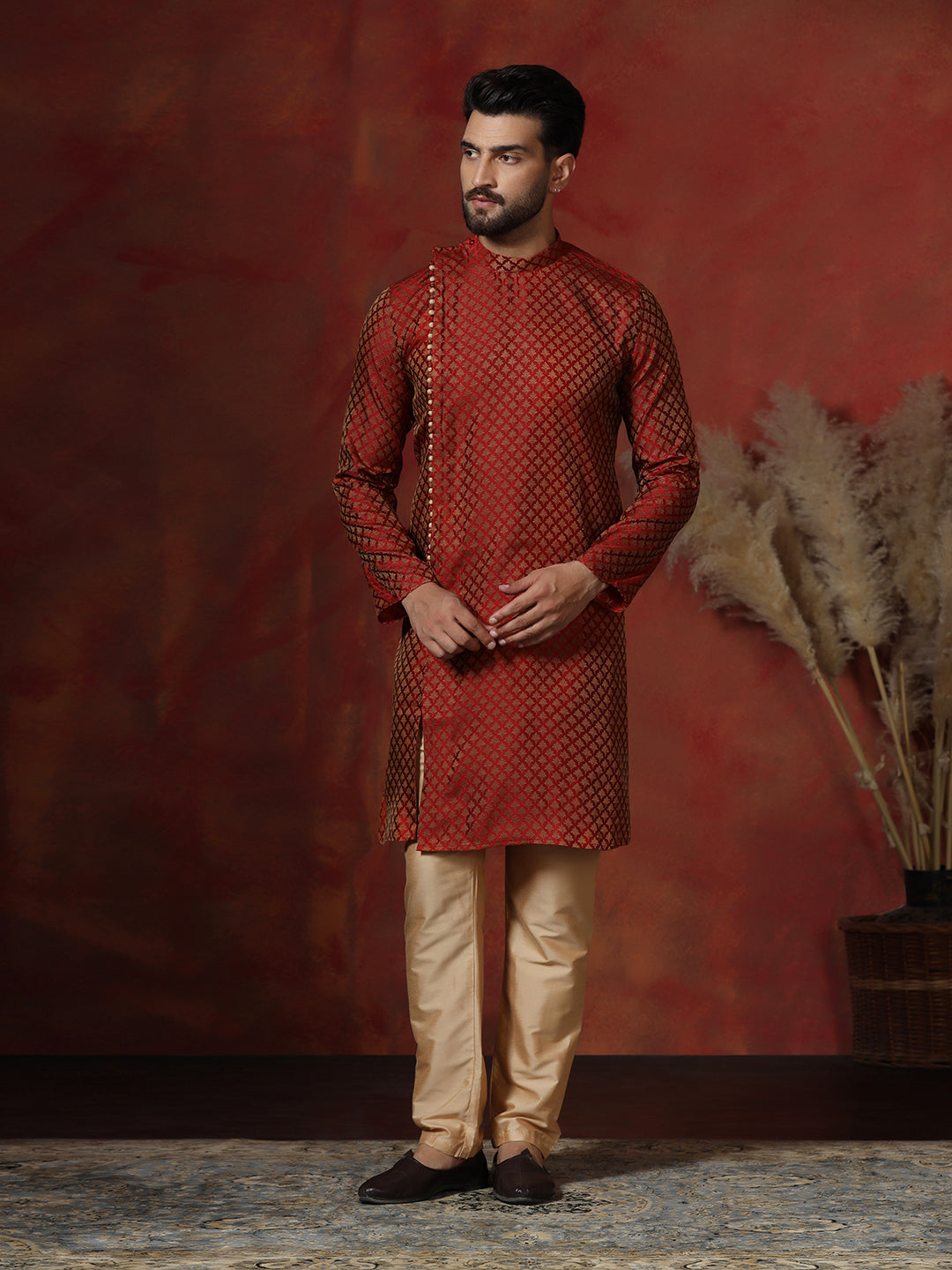 Color_Maroon