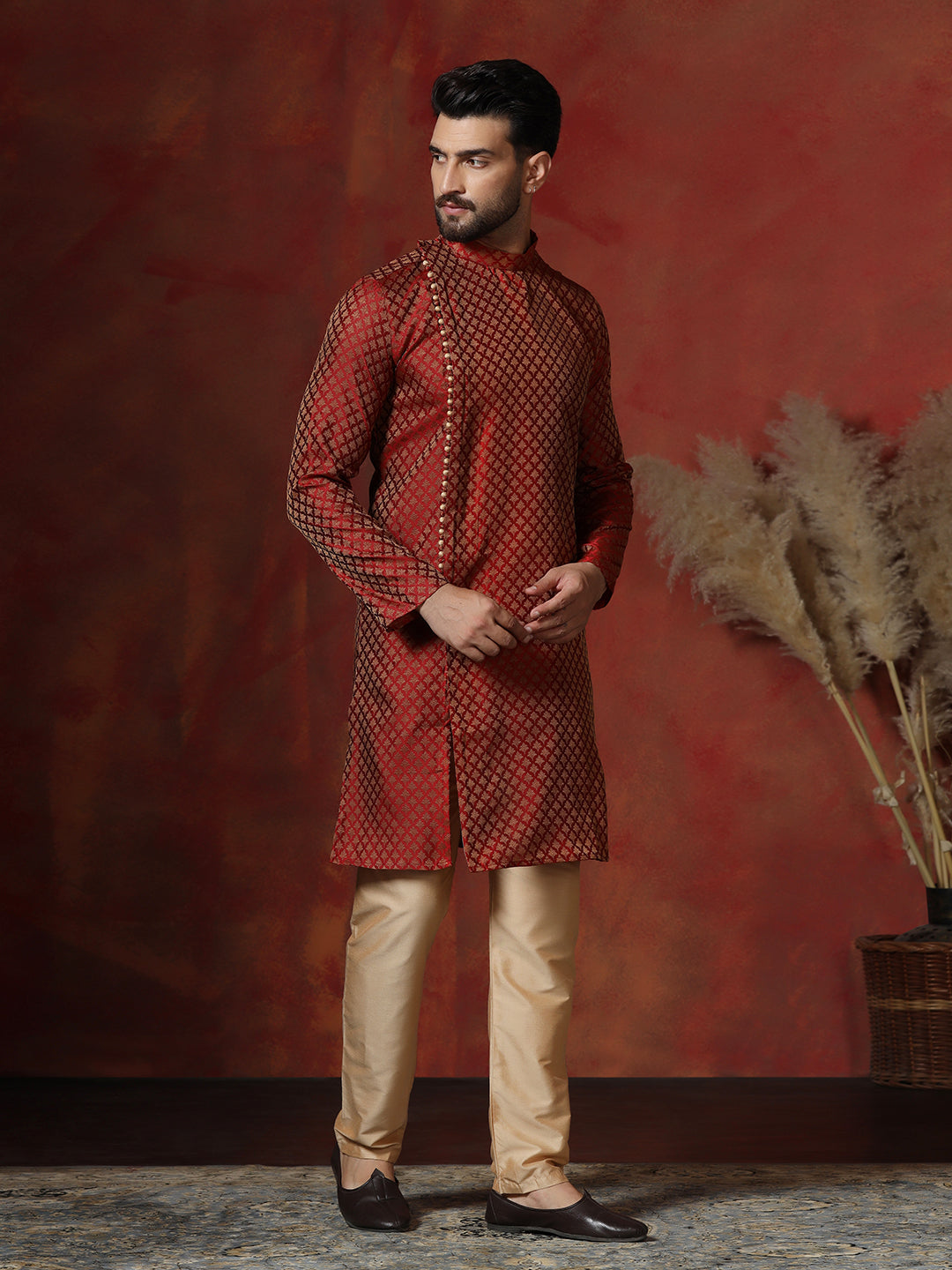 Color_Maroon