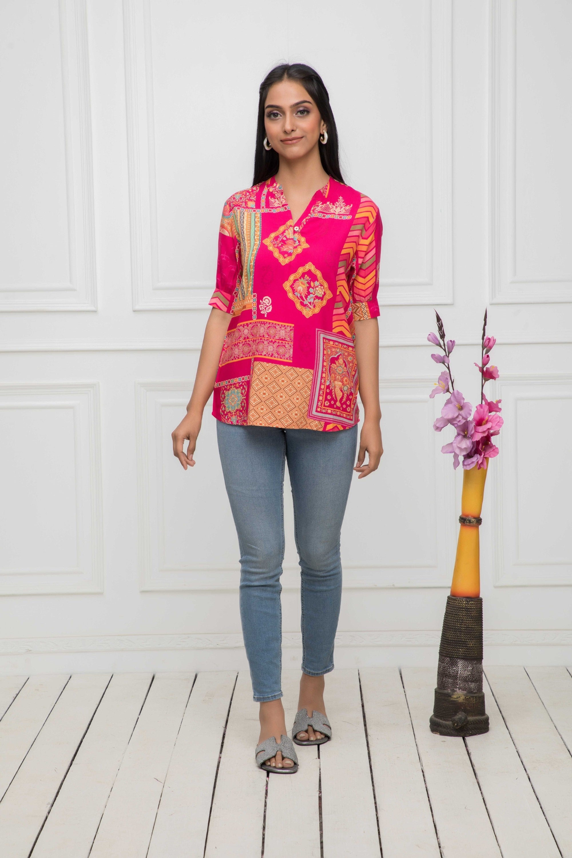 Women's Pink Floral Mandarin Collar Regular Sleeves Viscose Rayon Top