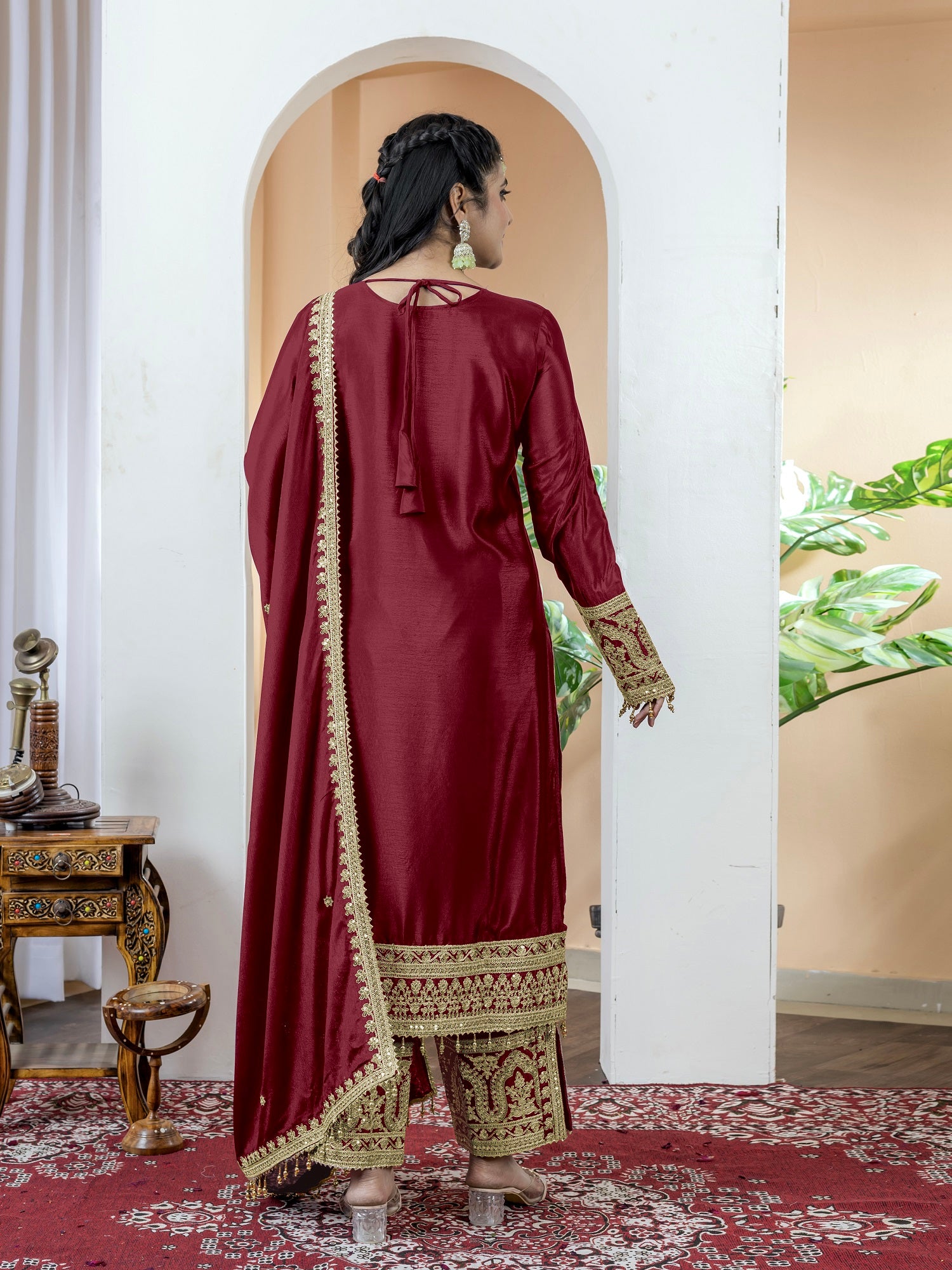 Color_Maroon
