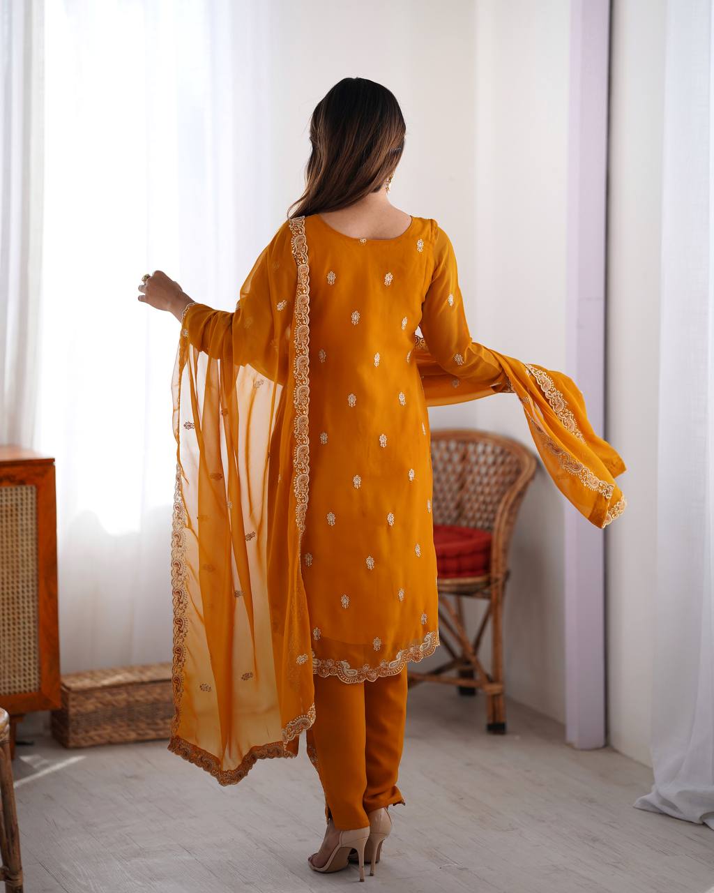 Color_Mustard