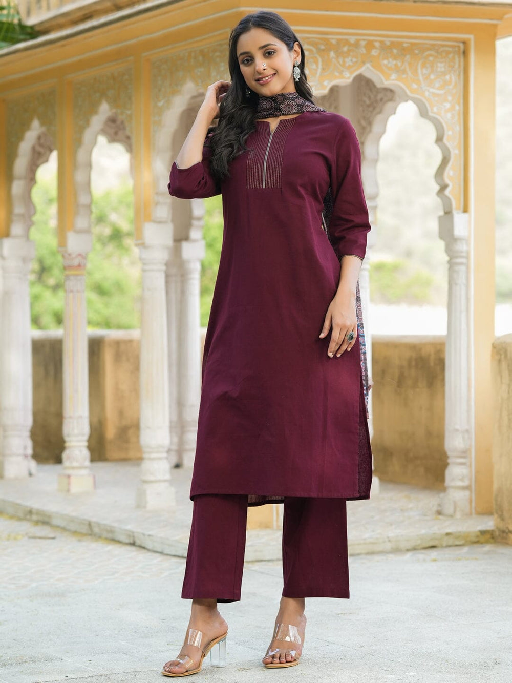 Color_Maroon