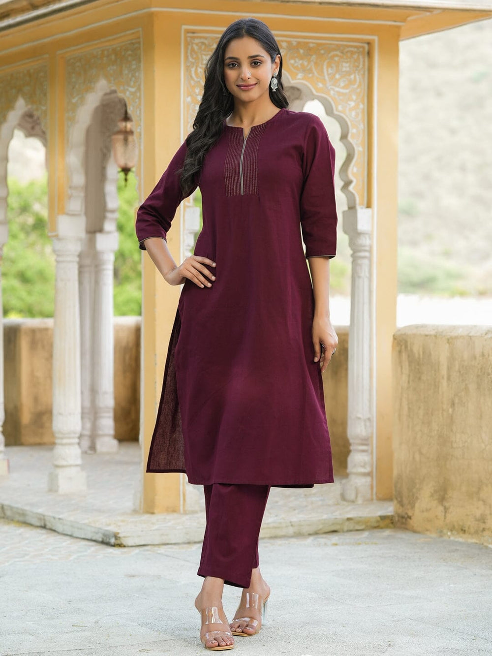 Color_Maroon