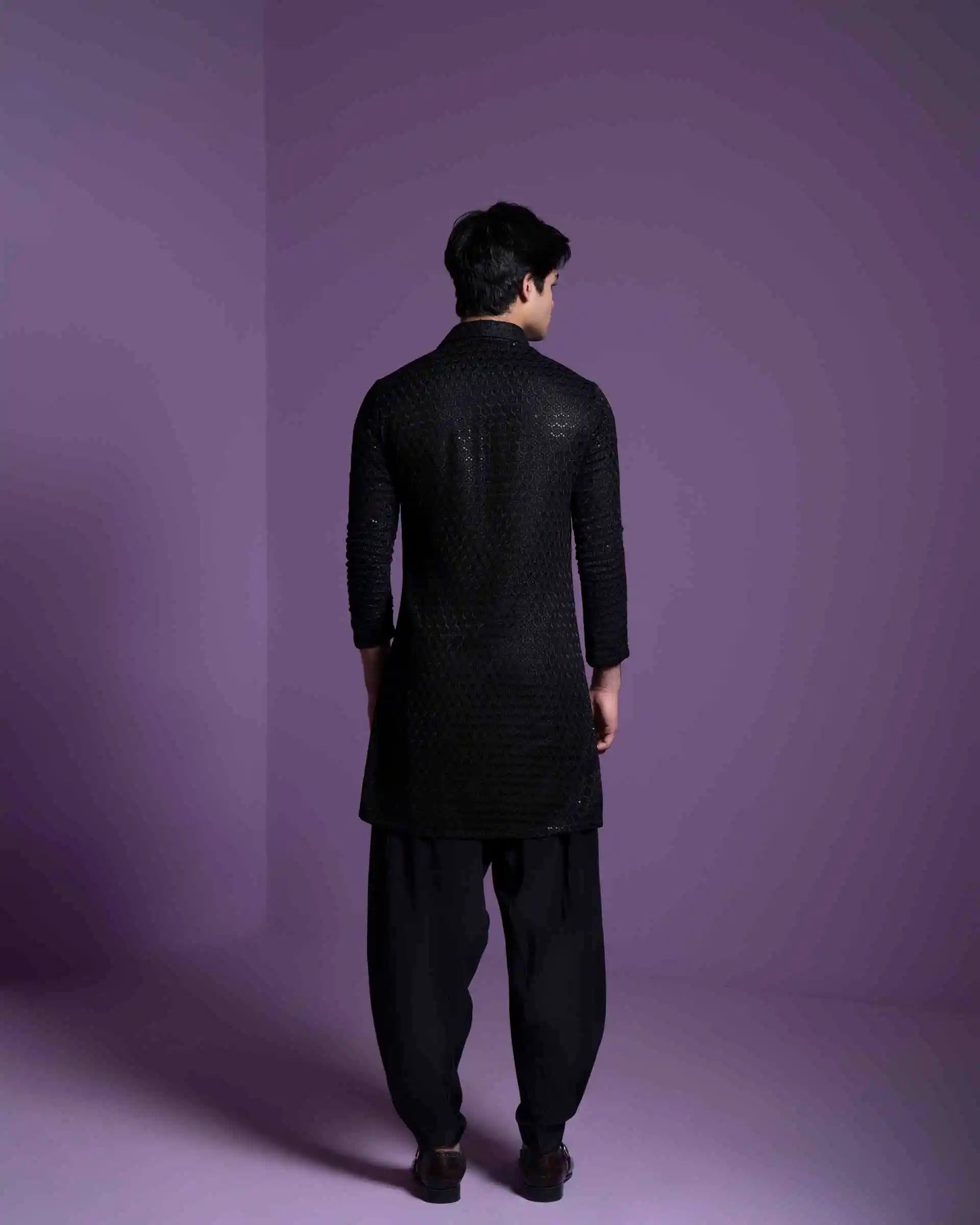 Color_Black
