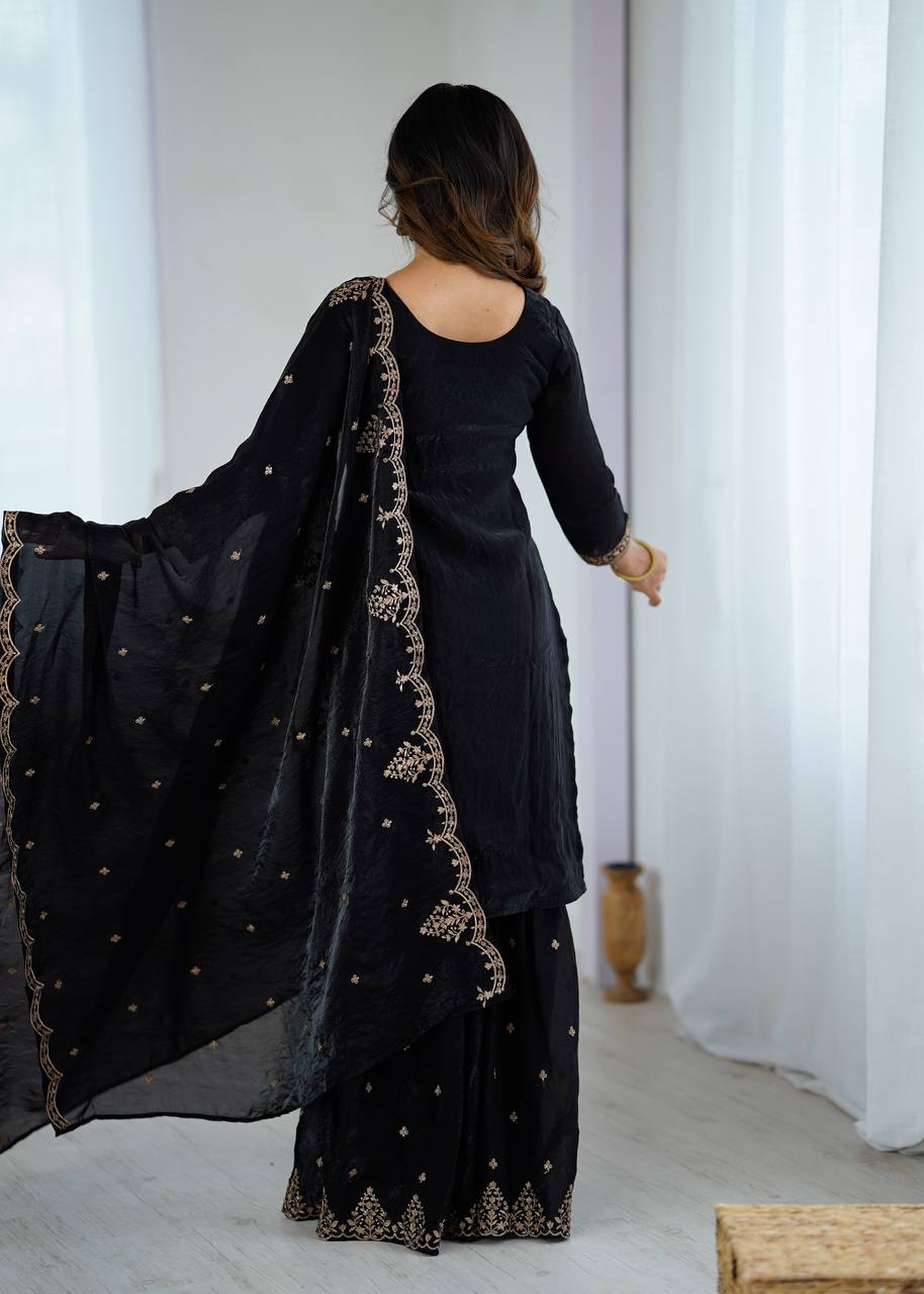 Color_Black