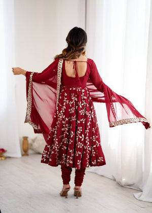 Color_Maroon