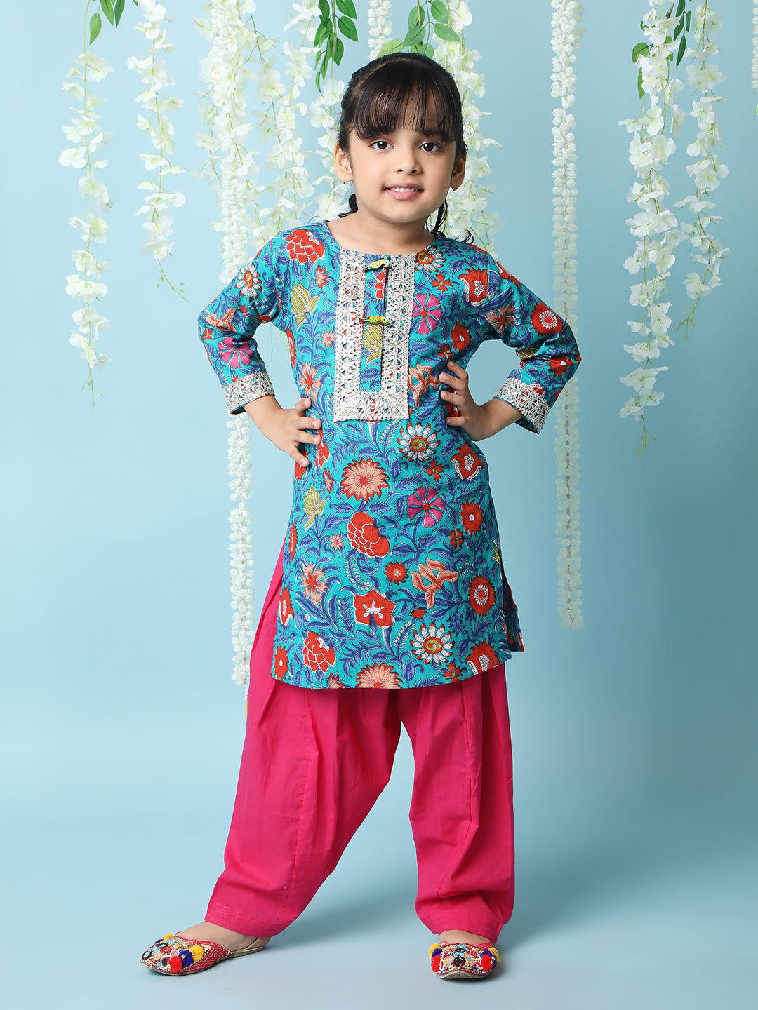 Girl's Mogra Floral Kurti Salwar - Kid1