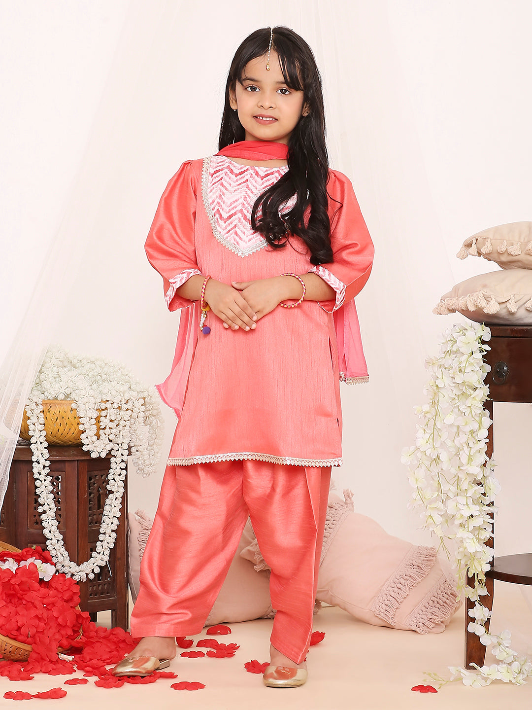 Girl's Simran Kurti Salwar Set - Kid1