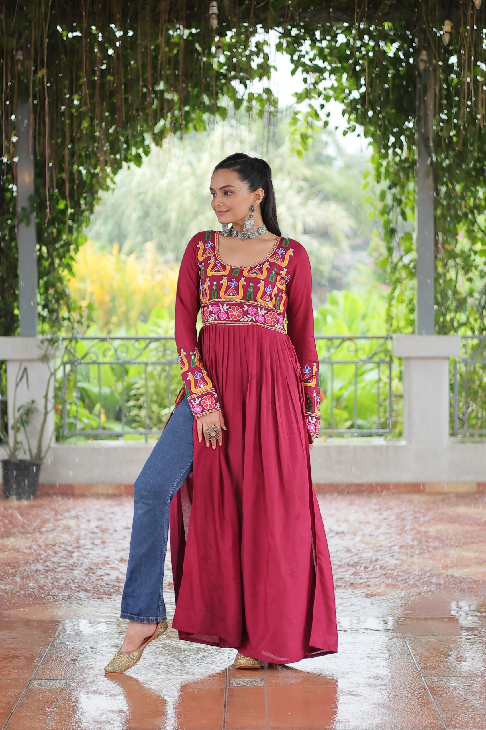 Color_Maroon