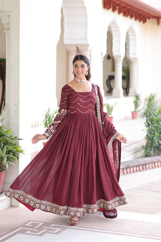 Color_Maroon