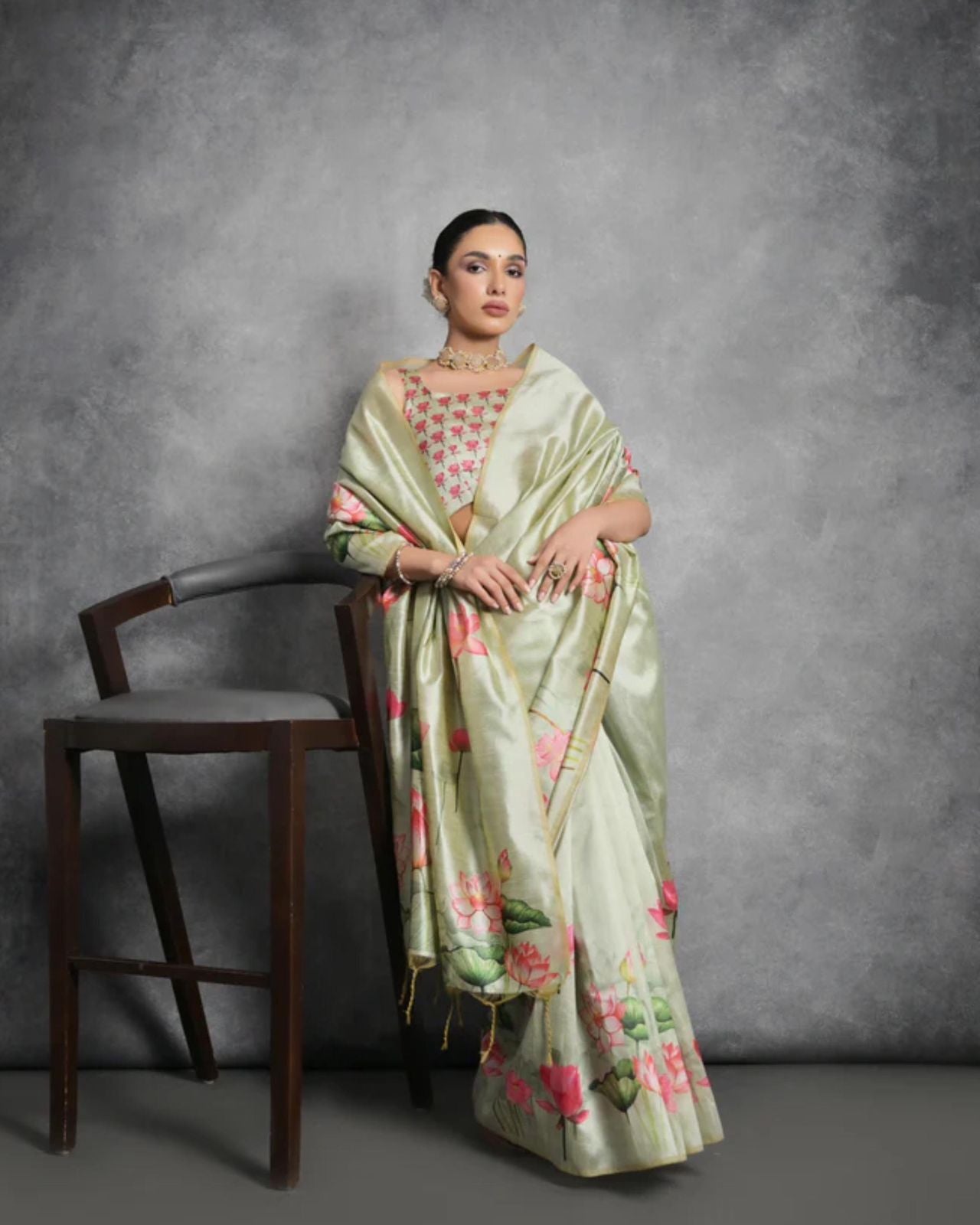 Women's Pista Silk Digital Print Saree - Dwija Fashion