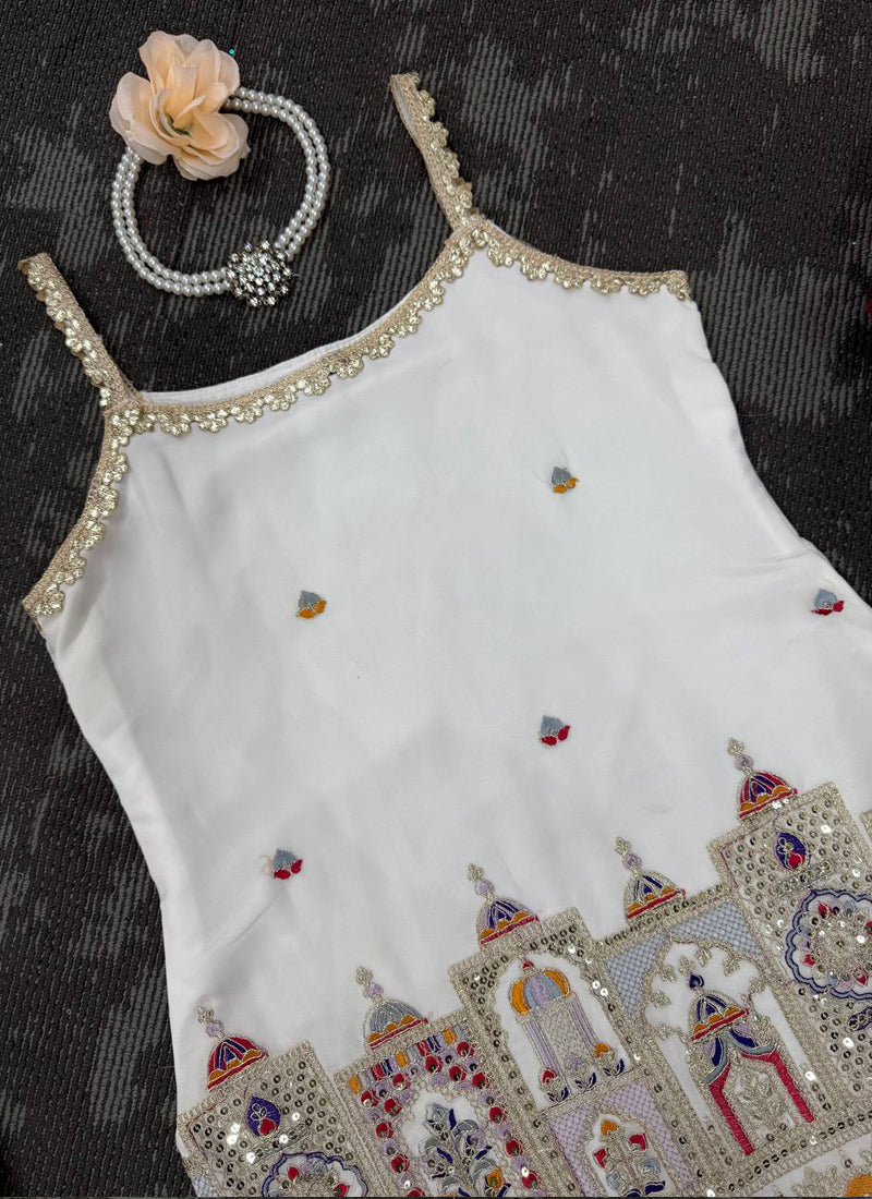 Color_WHITE