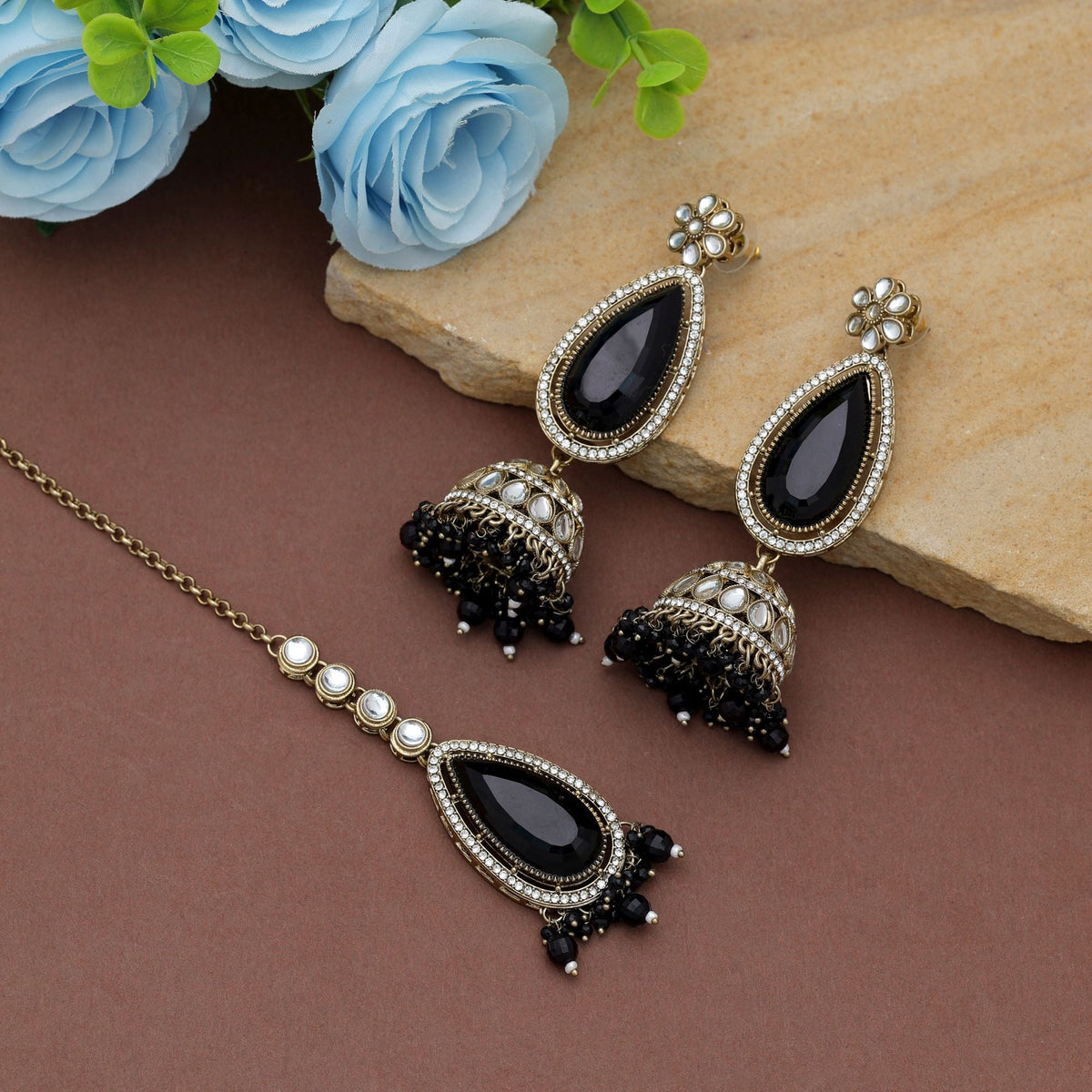 Color_Black