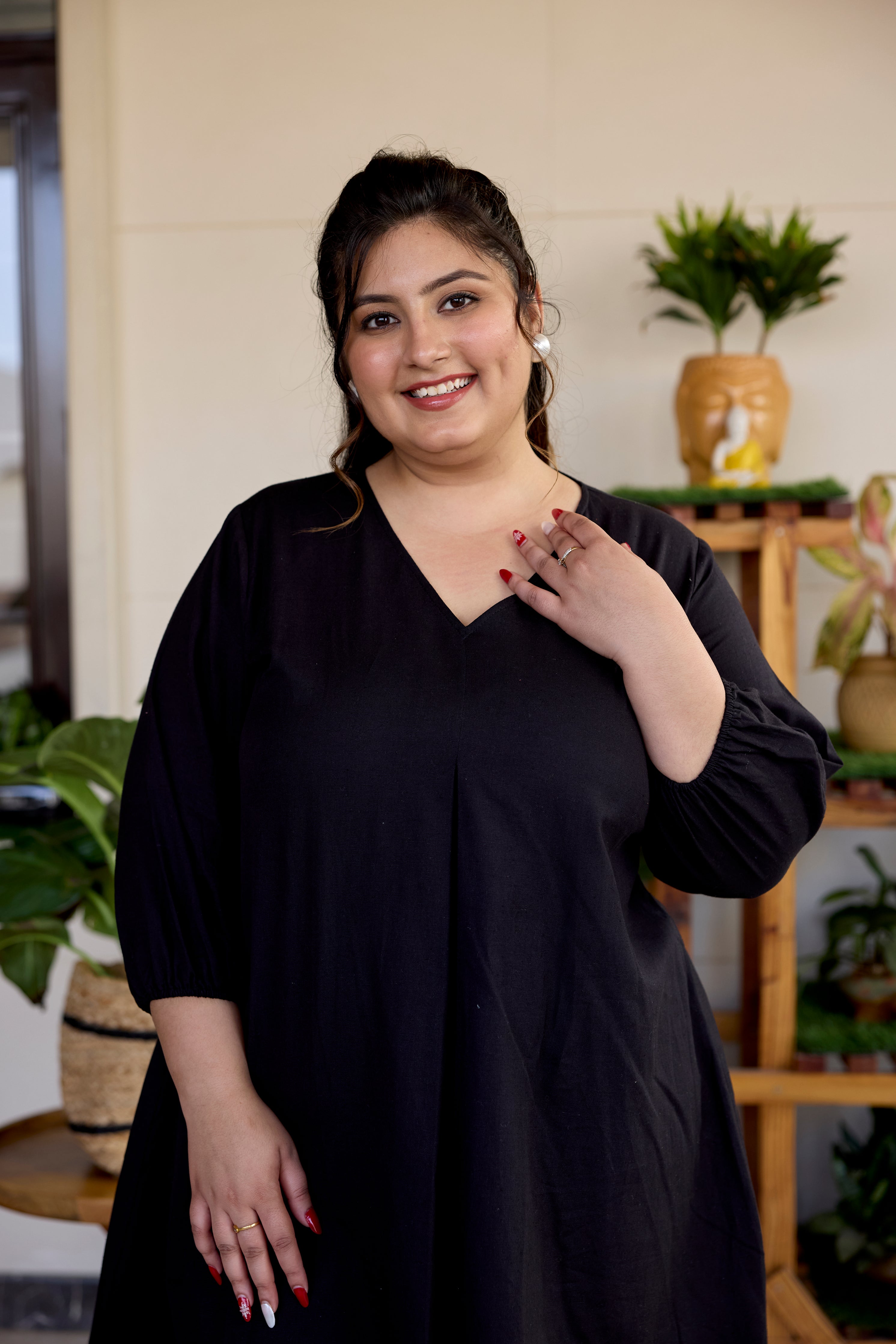 Women's Pitch Black Short Linen Dress - Nangalia Ruchira