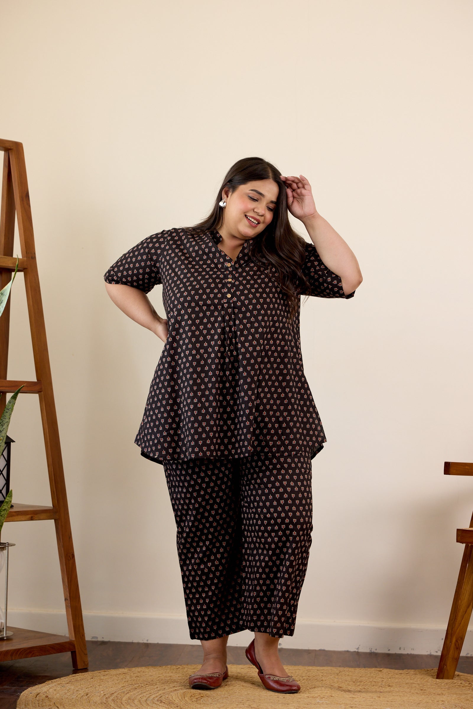 Women's Black Collared Booti Print Co-Ord Set - Nangalia Ruchira
