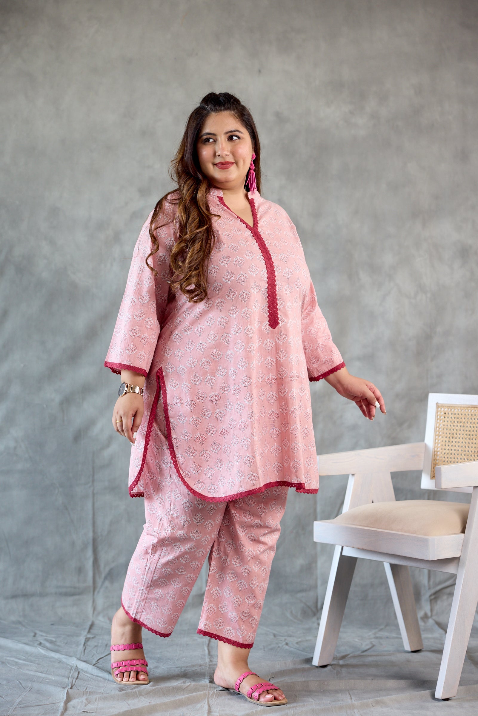 Women's Pastel Pink Floral Print Co-Ord Set (Set Of 2) - Nangalia Ruchira