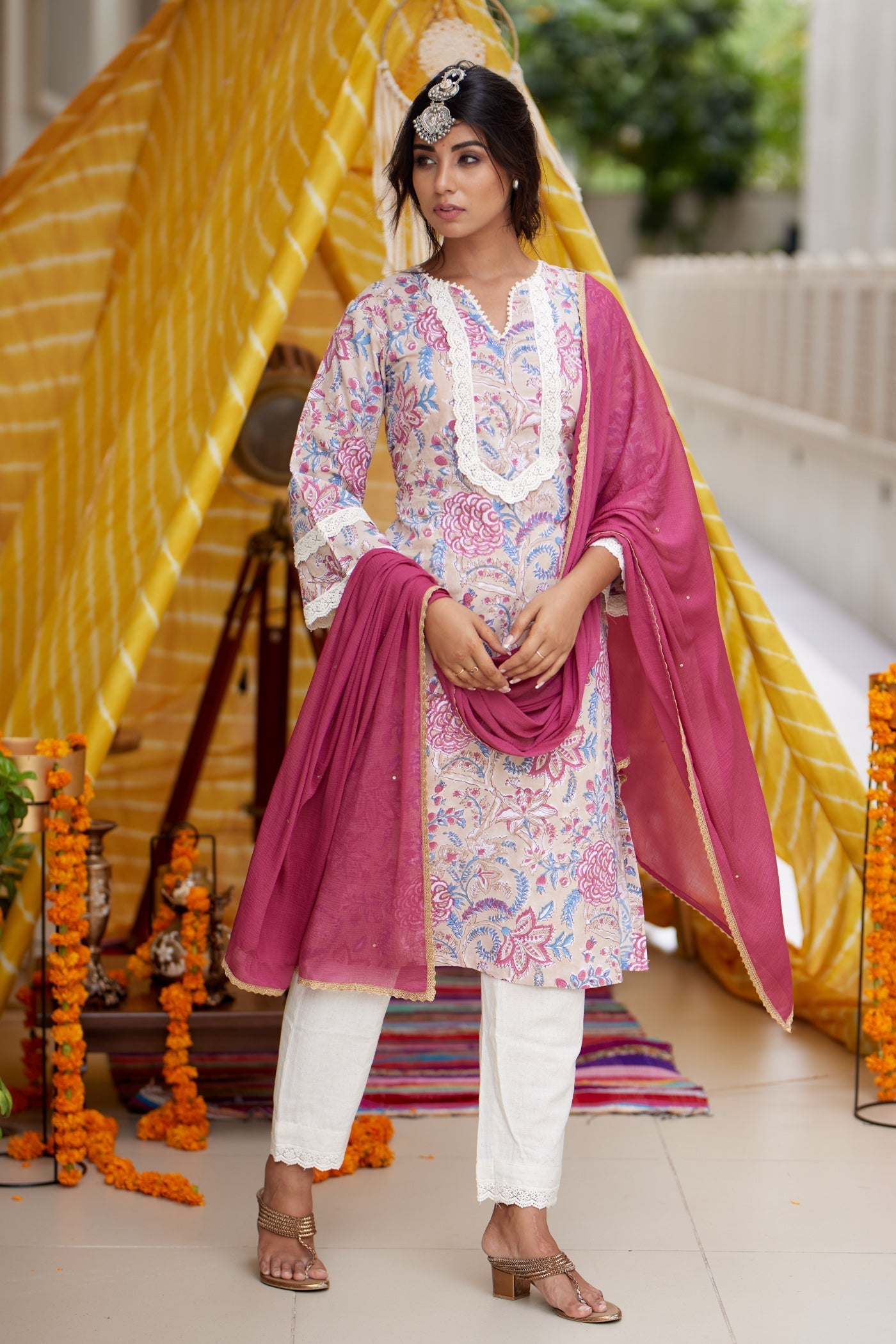 Women's Blush Lace Kurta Set - (Set Of 3) - Nangalia Ruchira