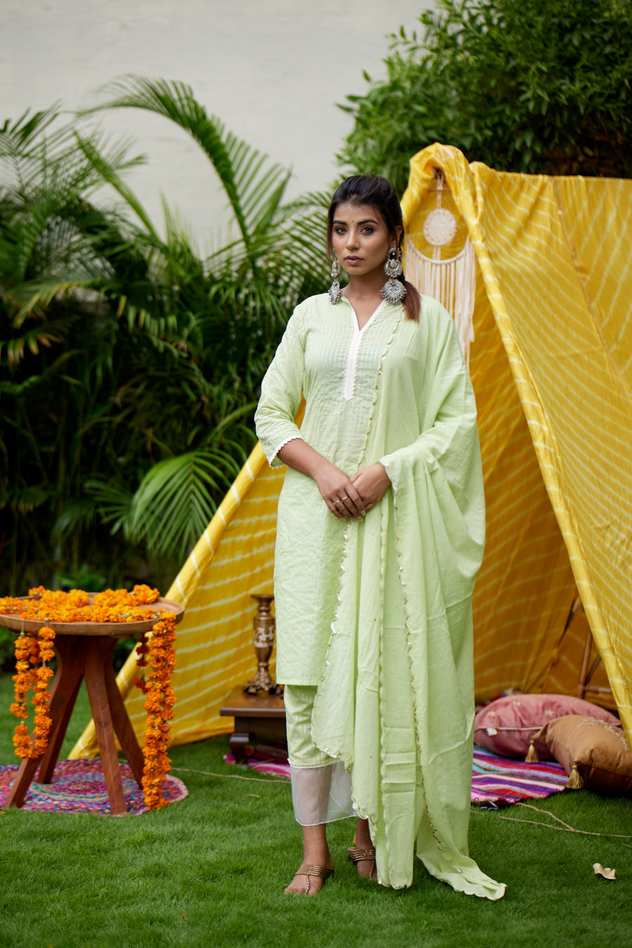 Women's Mint Kurta Dupatta Suit Set - Nangalia Ruchira
