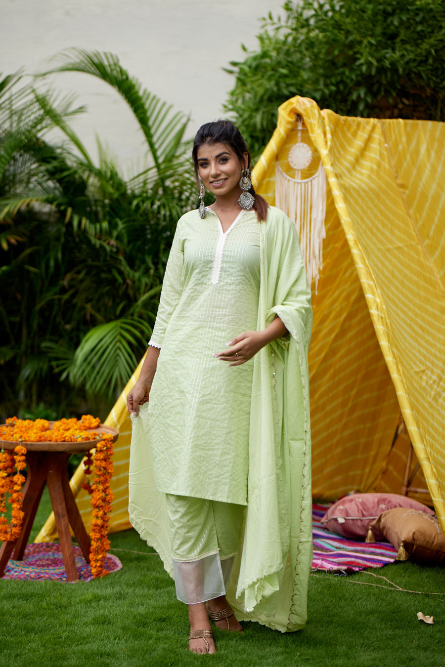 Women's Mint Kurta Dupatta Suit Set - Nangalia Ruchira