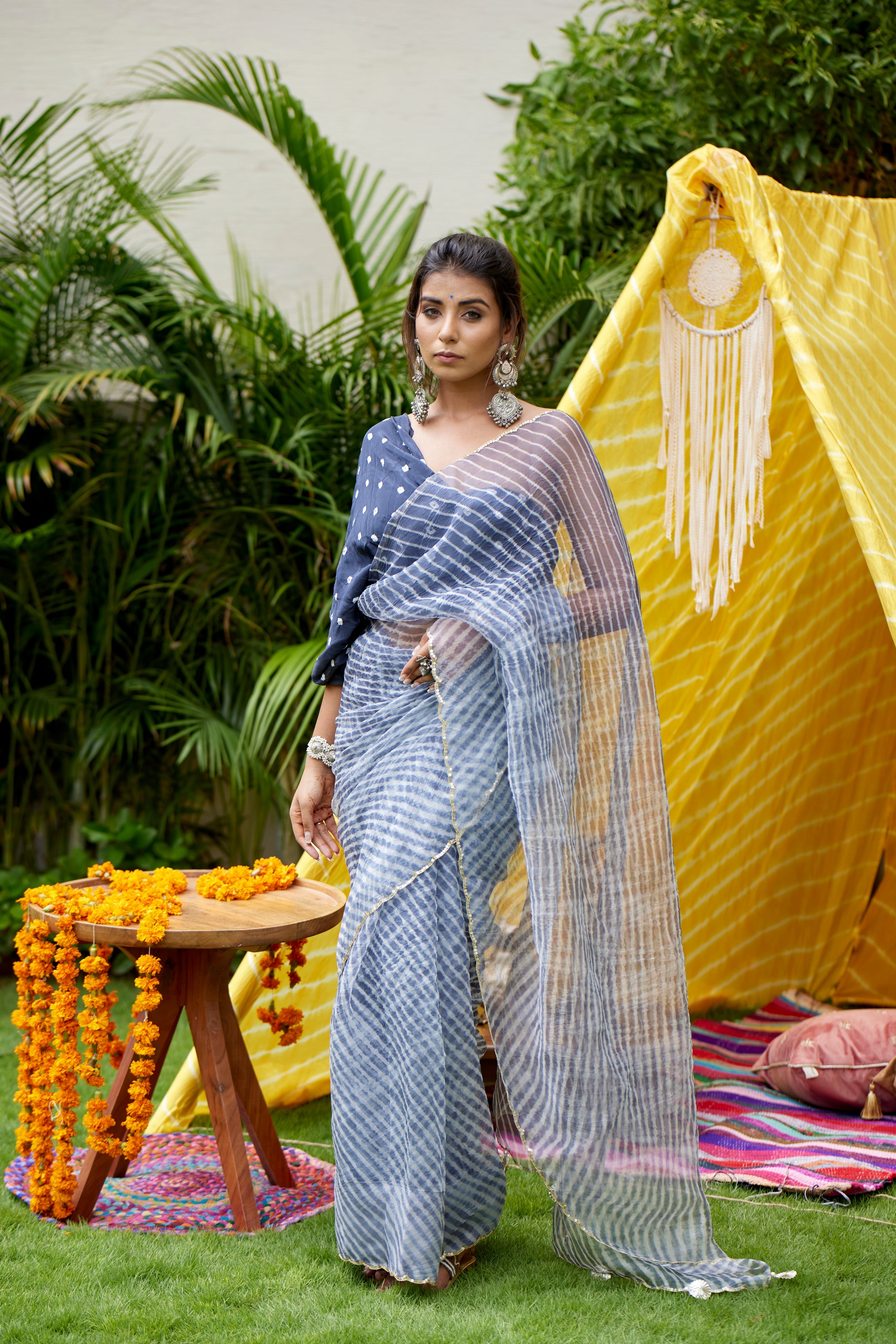Women's Grey Organza Leheriya Saree - Nangalia Ruchira