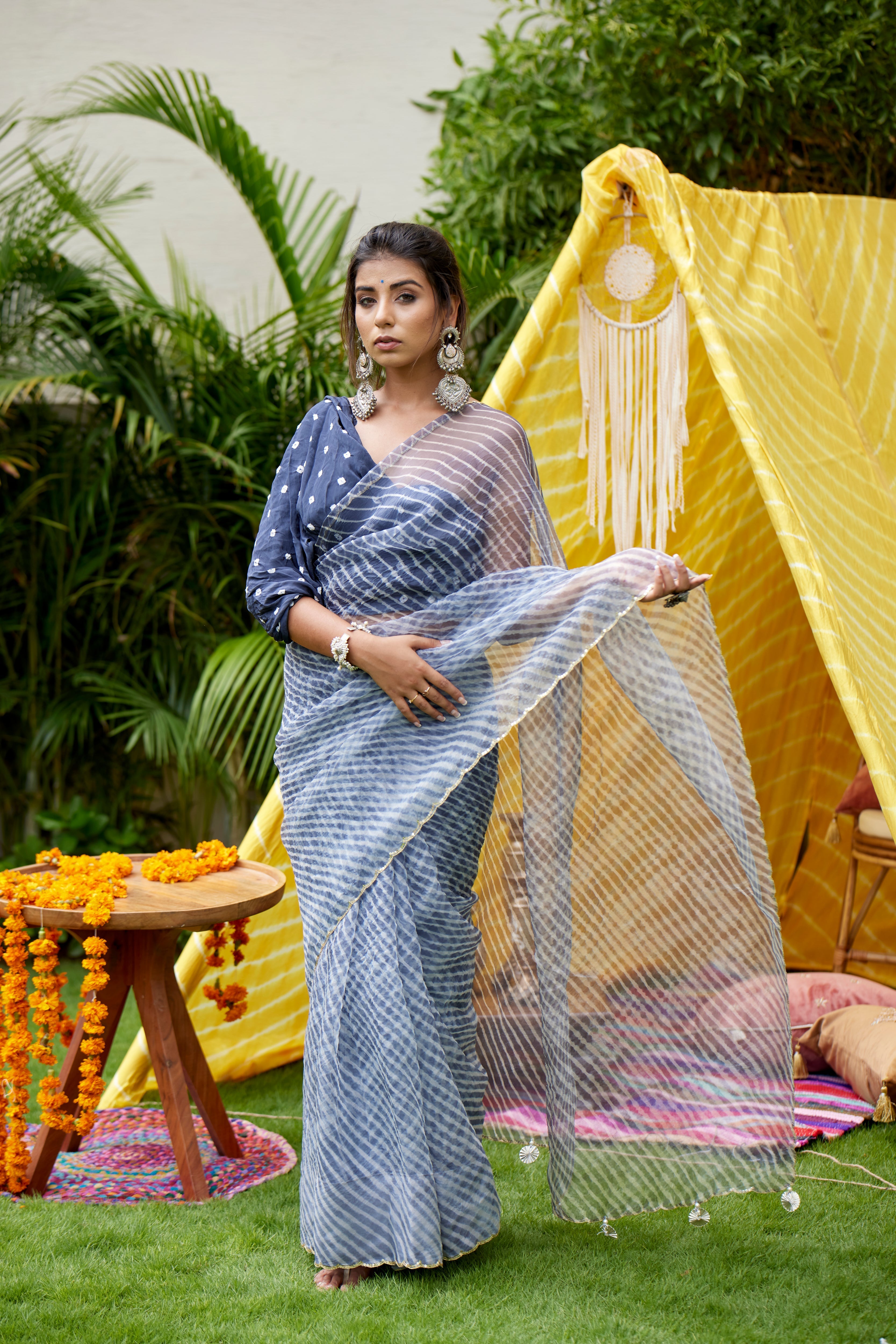 Women's Grey Organza Leheriya Saree - Nangalia Ruchira