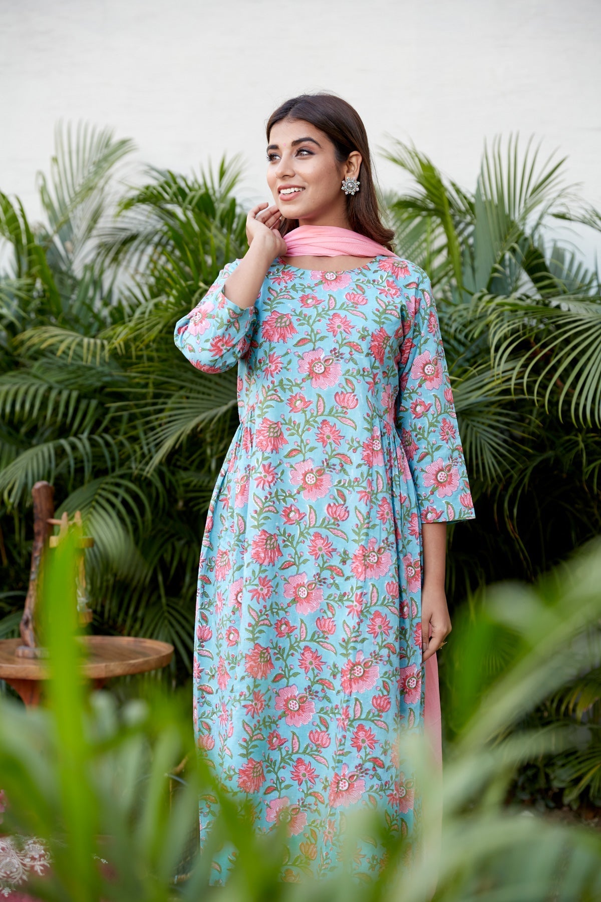 Women's Cotton Blue Pink Floral Printed Kurta Set - (Set Of 3) - Nangalia Ruchira