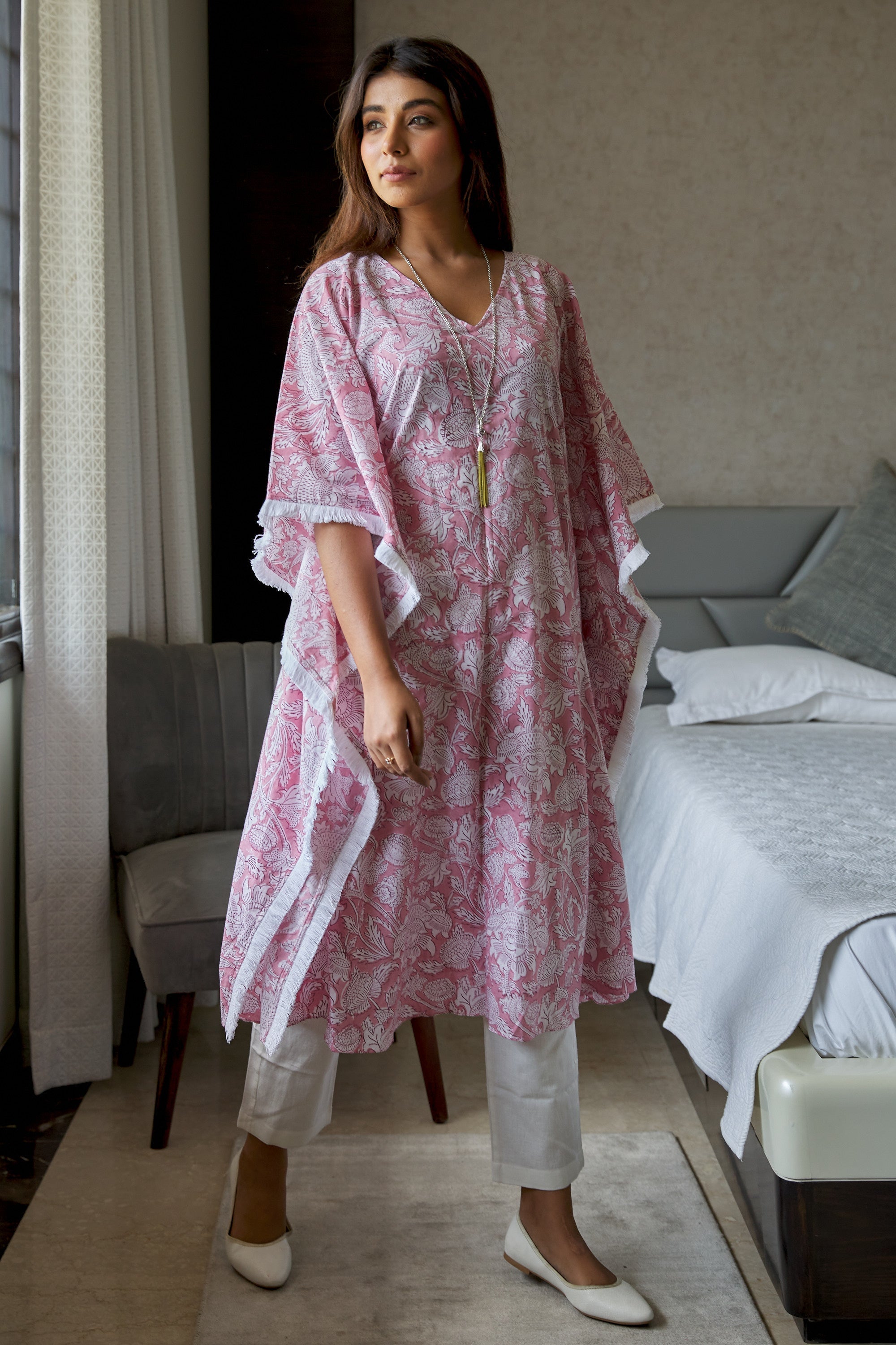 Women's Pink Floral Kaftan Printed V-Neck Co-Ord Set - (Set Of 2) - Nangalia Ruchira
