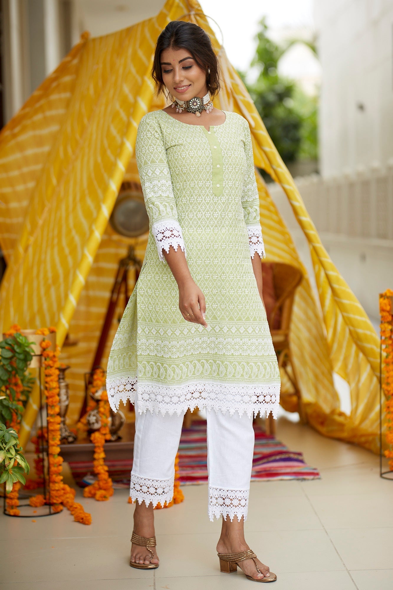 Women's Olive Lucknawi Kurta Set - Nangalia Ruchira