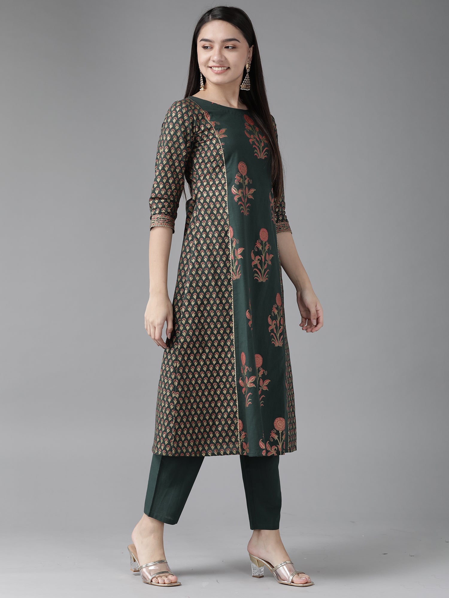 Women's Green Cotton Blend Kurta Set - Taantav