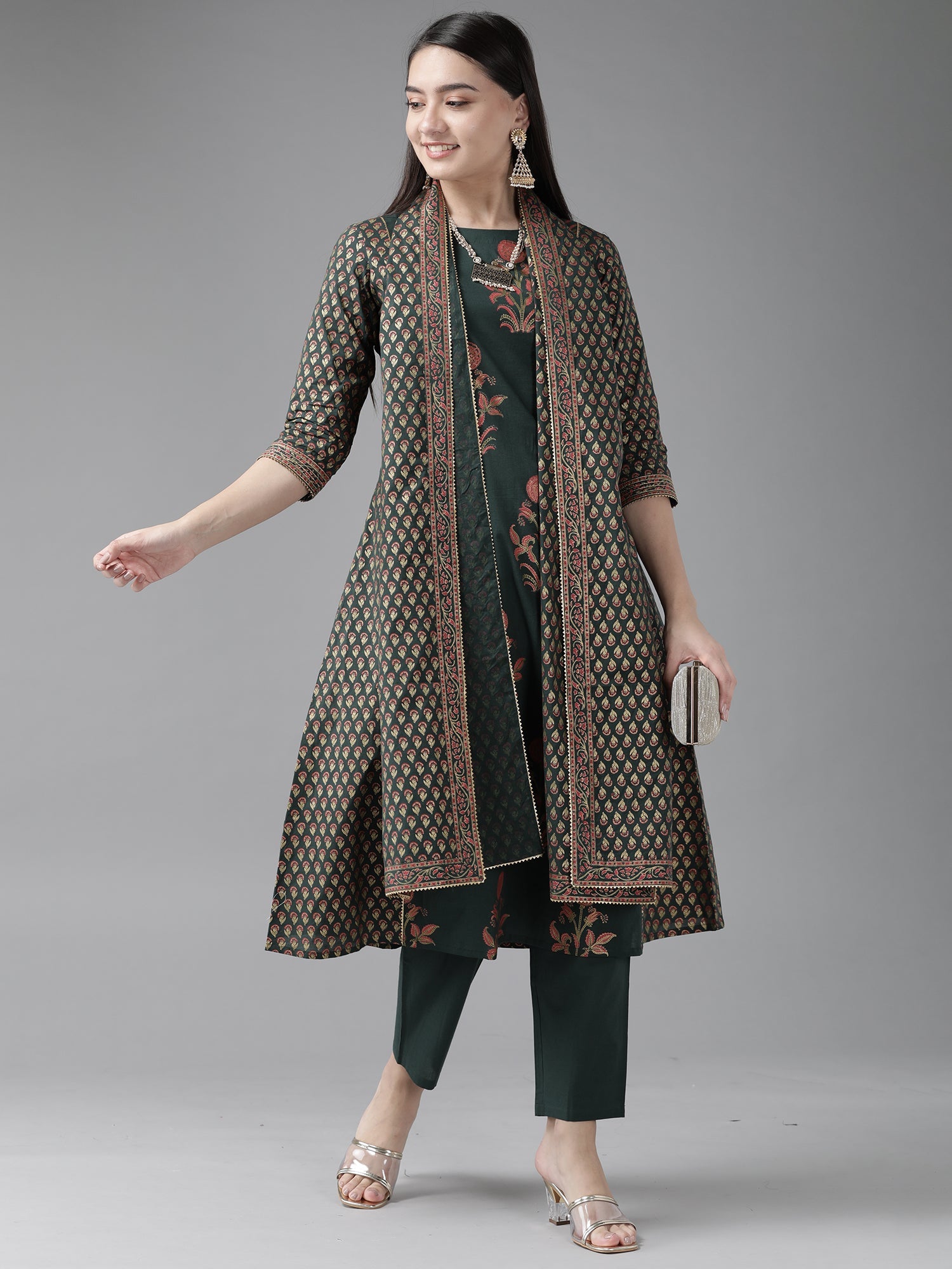 Women's Green Cotton Blend Kurta Set - Taantav