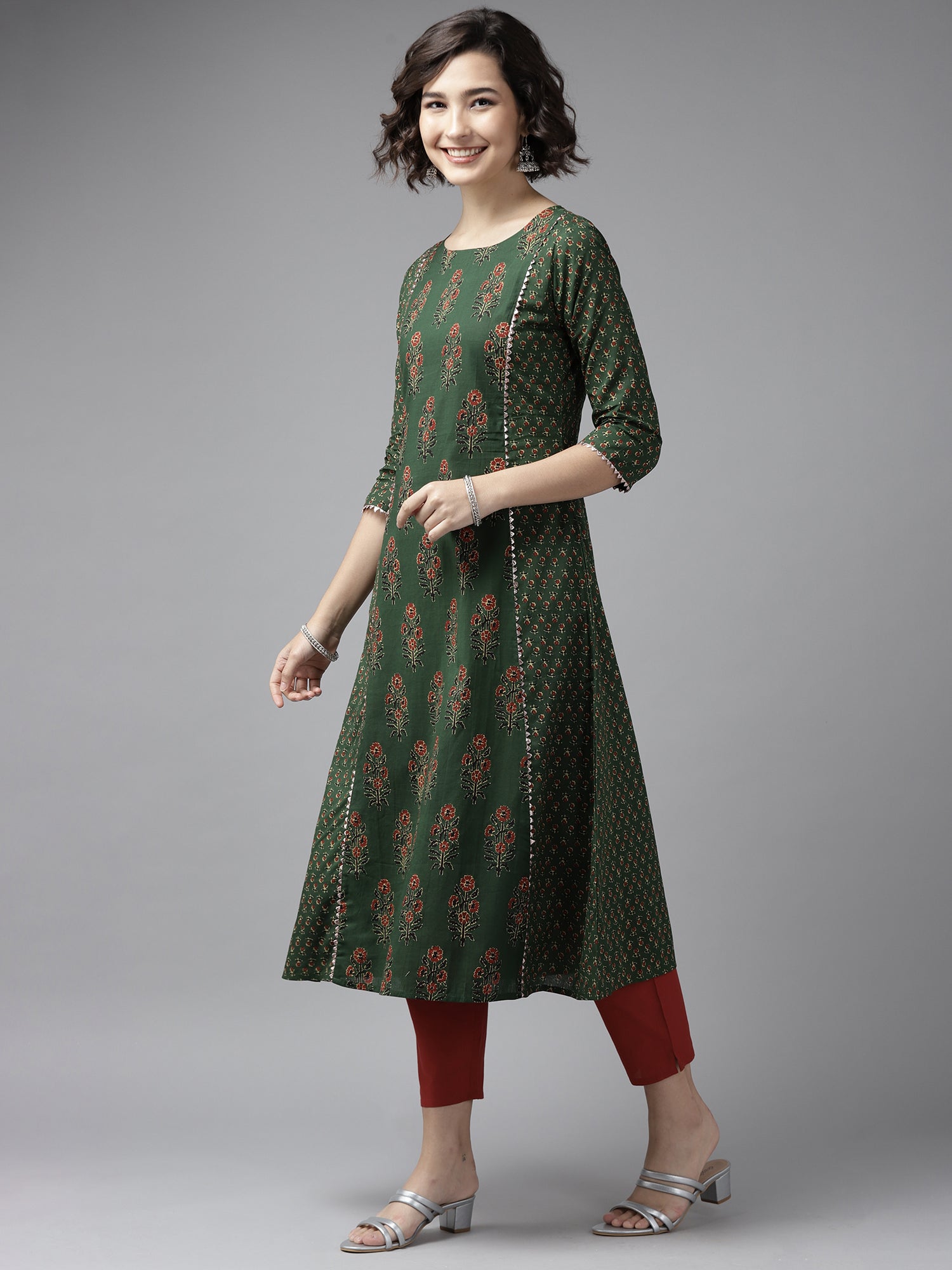 Women's Green Pure Cotton Kurta Set - Taantav