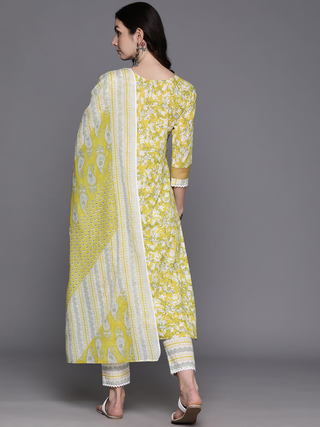 Women's Lime Green Pure Cotton Kurta Set - Taantav