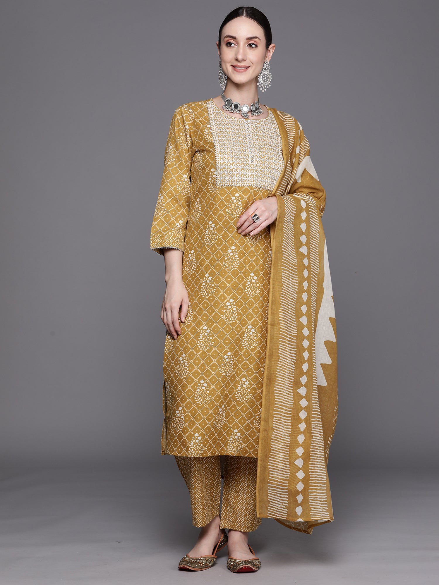 Women's Mustard Pure Cotton Kurta Set - Taantav