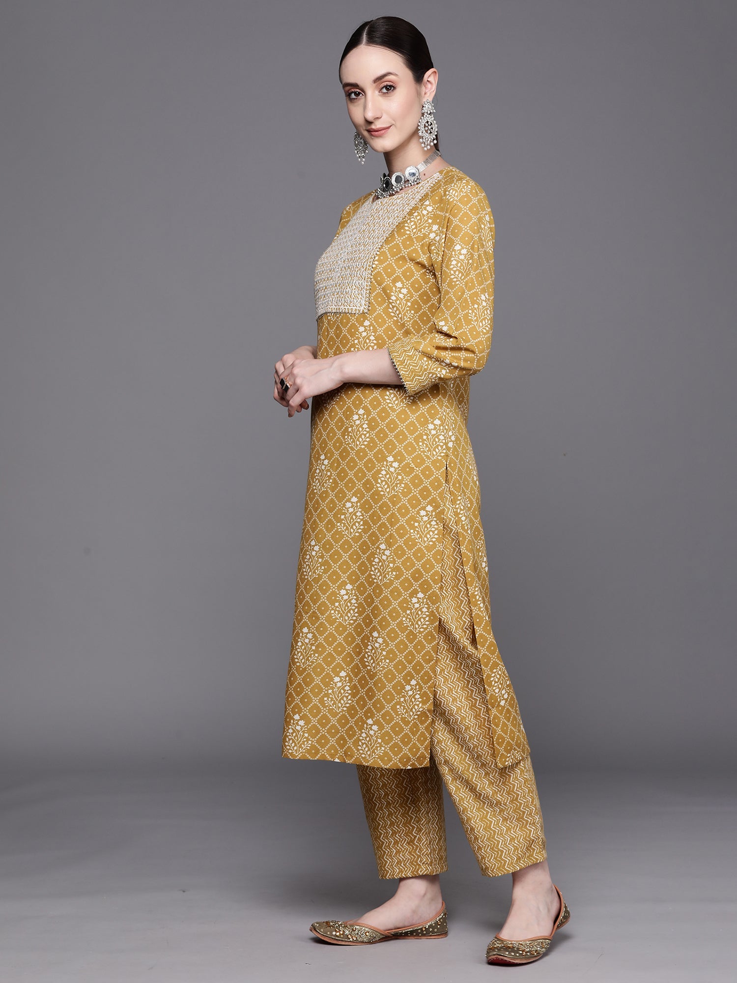 Women's Mustard Pure Cotton Kurta Set - Taantav