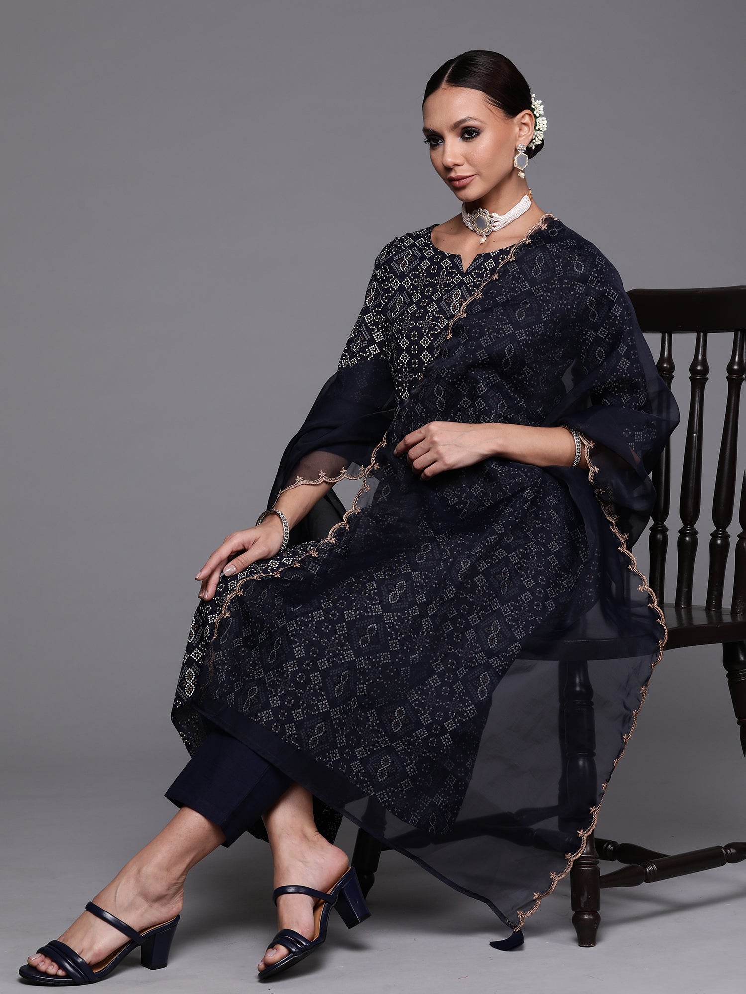 Women's Navy Blue Cotton Blend Kurta Set - Taantav