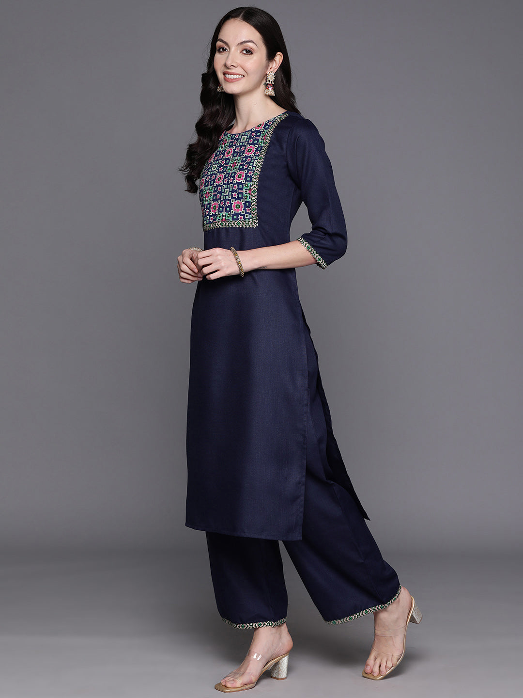 Women's Navy Blue Cotton Blend Kurta Set - Taantav