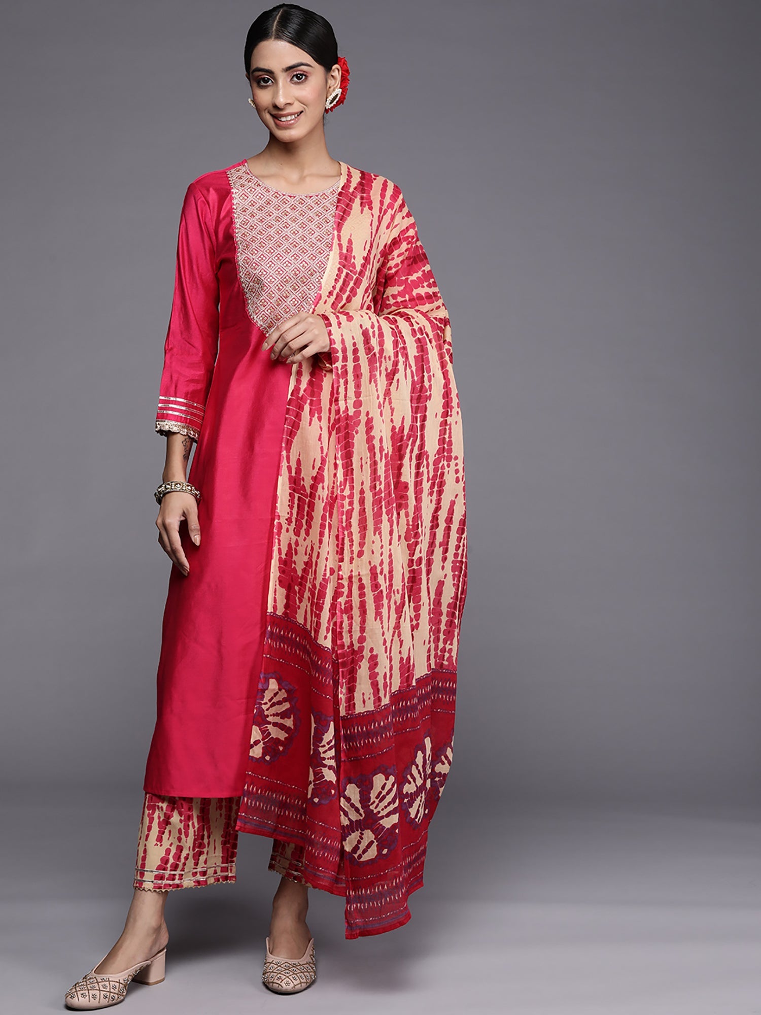 Women's Pink Cotton Blend Kurta Set - Taantav