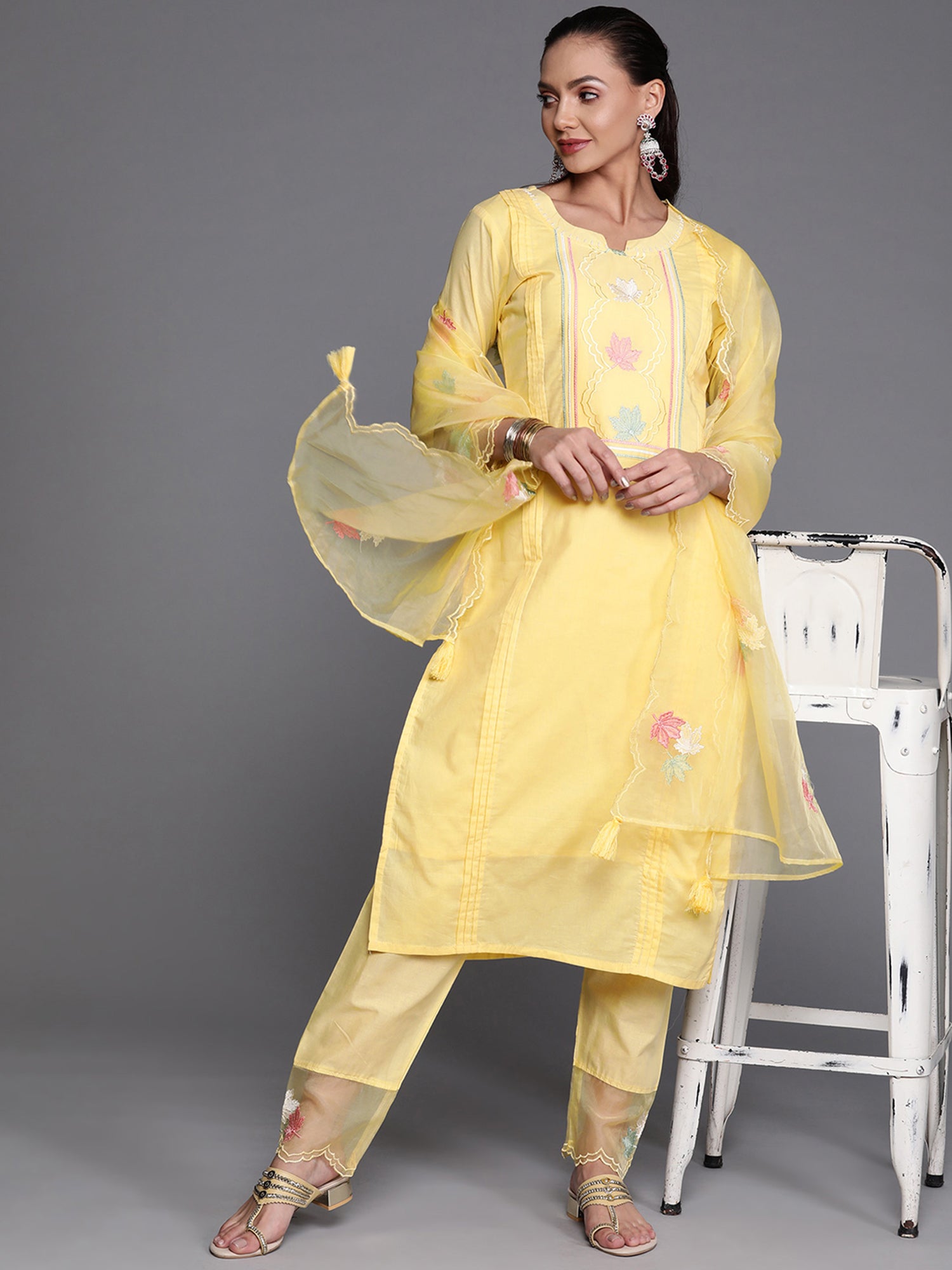 Women's Yellow Cotton Blend Kurta Set - Taantav