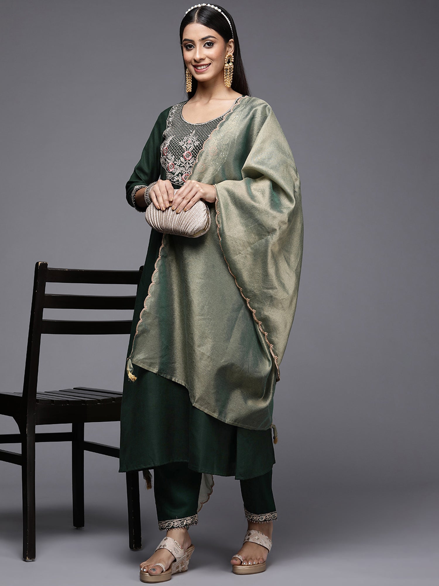 Women's Green Cotton Blend Kurta Set - Taantav