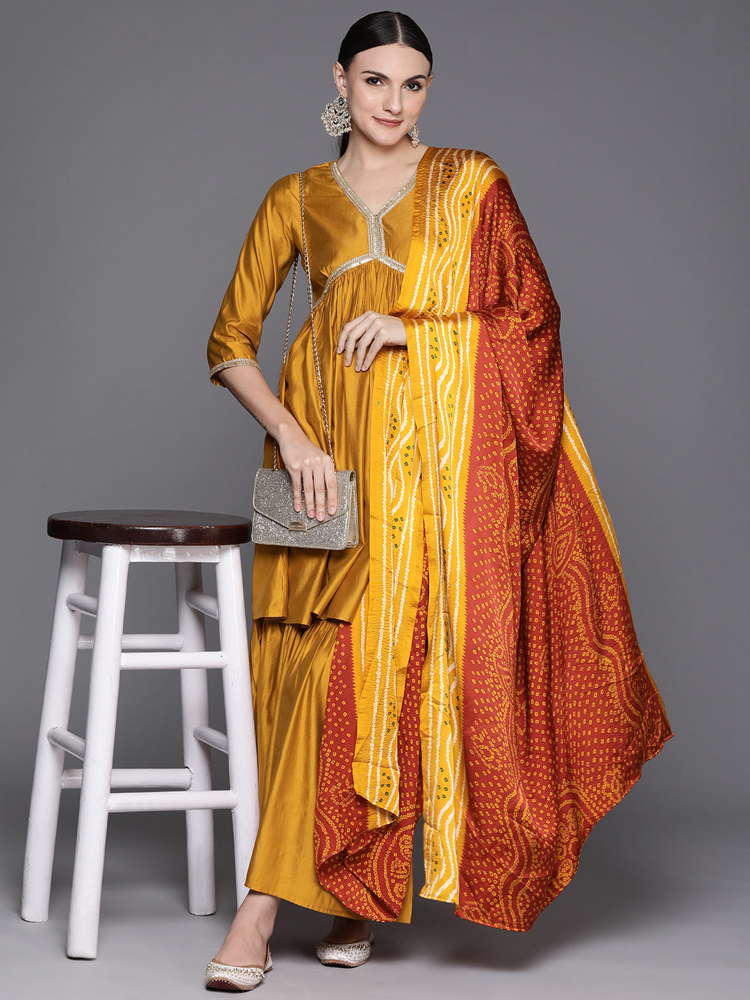 Women's Mustard Cotton Blend Kurta Set - Taantav