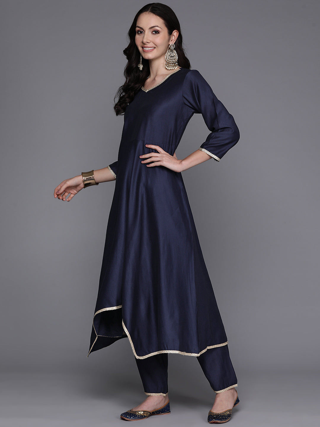 Women's Navy Blue Cotton Blend Kurta Set - Taantav