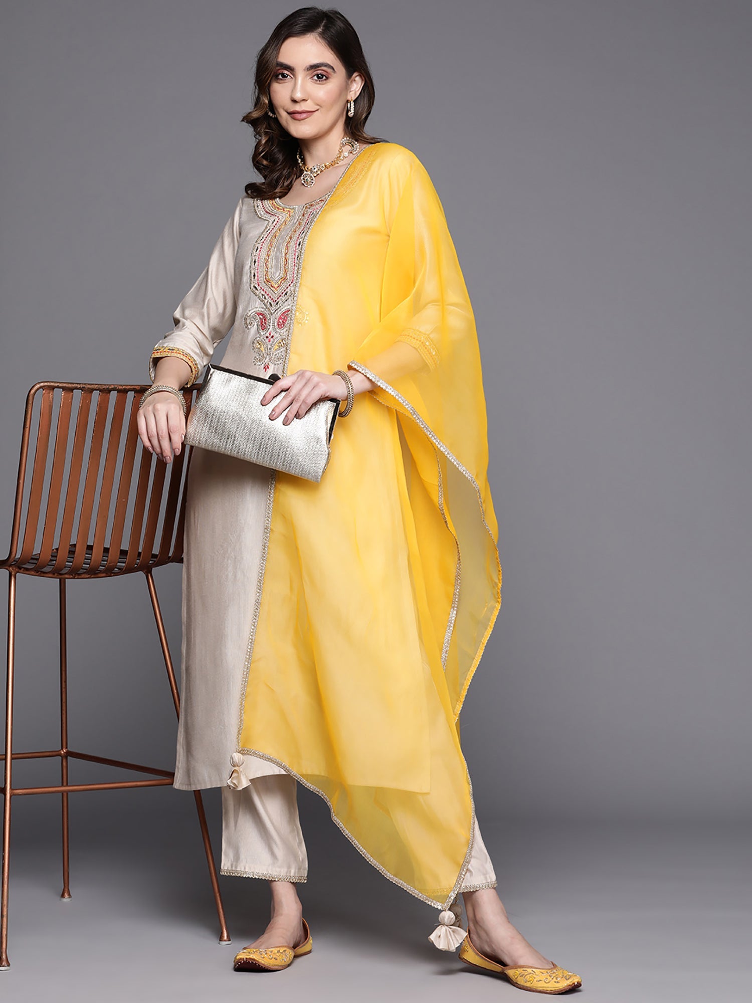 Women's Beige Liva Kurta Set - Taantav