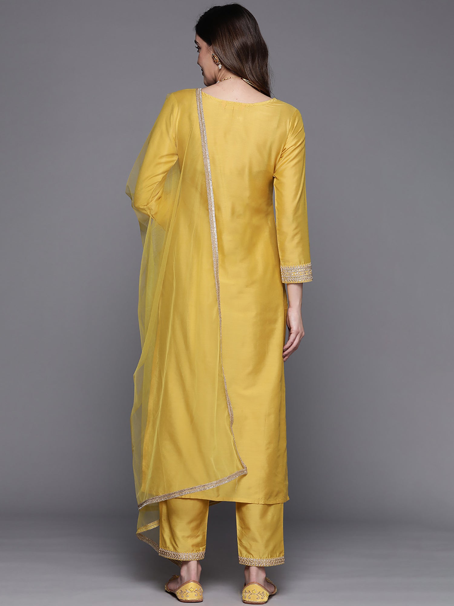 Women's Yellow Silk Blend Kurta Set - Taantav