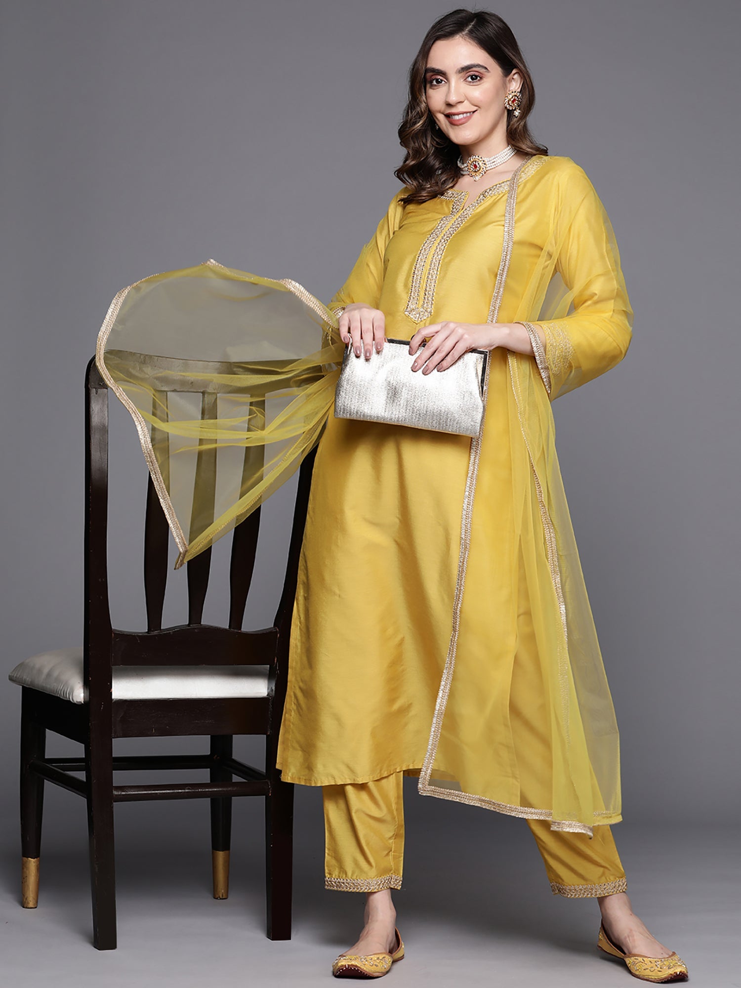 Women's Yellow Silk Blend Kurta Set - Taantav