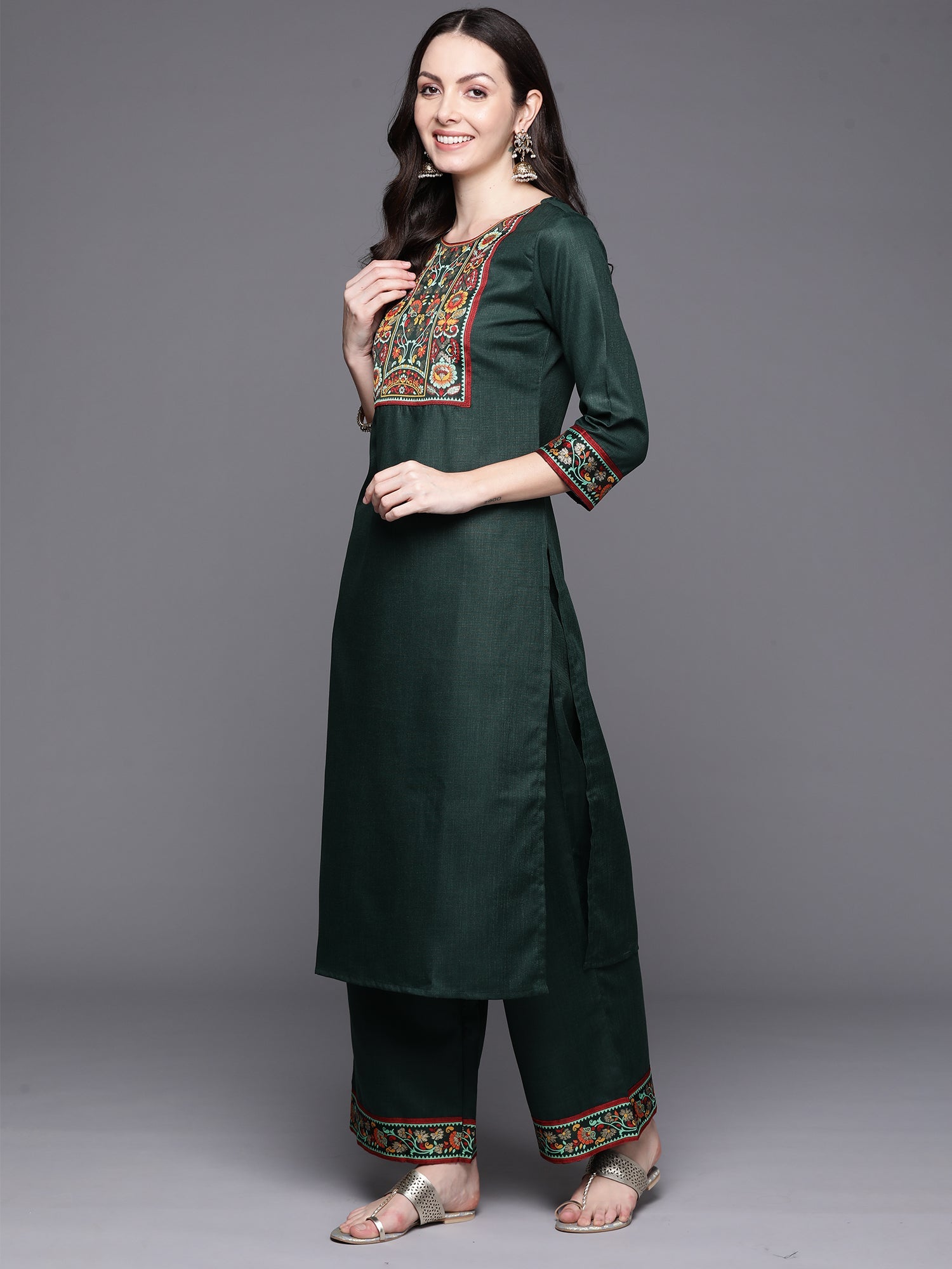 Women's Green Cotton Blend Kurta Set - Taantav