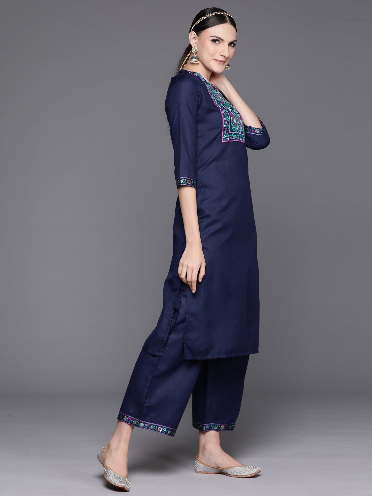 Women's Navy Blue Cotton Blend Kurta Set - Taantav