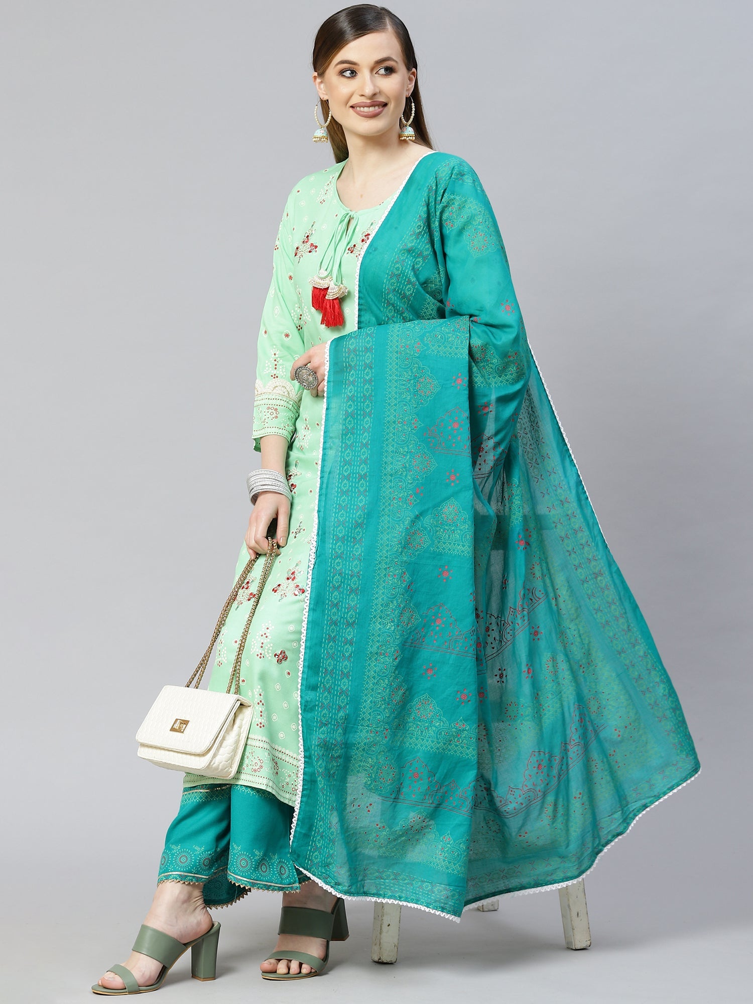 Women's Green Viscose Rayon Kurta Set - Taantav